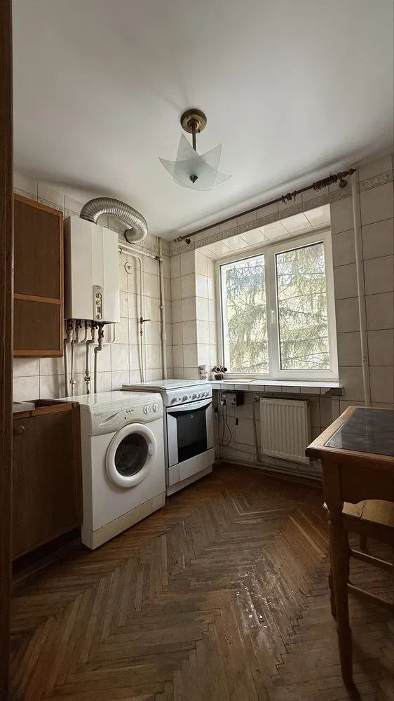 ������ 3-������� �������� ���. ���������� (�����) ���� 1