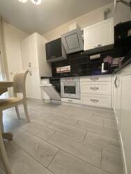 Продаж просторої 2-кімнатної квартири вул.Нижньосироватська фото 3 Продаж просторої 2-кімнатної квартири вул.Нижньосироватська фото 3