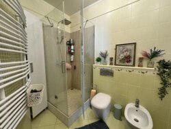 Продаж 5-кімнатної дворівневої квартири по вул. Г. Кондратьєва фото 8 Продаж 5-кімнатної дворівневої квартири по вул. Г. Кондратьєва фото 8