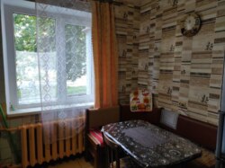 Продаж 3-кімнатної квартири пр. Свободи (вул. Прокоф'єва) фото 1 Продаж 3-кімнатної квартири пр. Свободи (вул. Прокоф'єва) фото 1