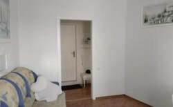 Продаж 1-кімнатної квартири пр. М. Лушпи фото 3 Продаж 1-кімнатної квартири пр. М. Лушпи фото 3