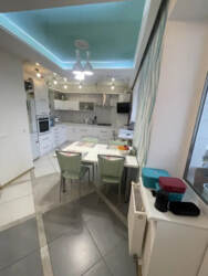 Продаж 4-кімнатної квартири вул. Харківська фото 9 Продаж 4-кімнатної квартири вул. Харківська фото 9