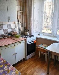 Продаж 2-кімнатної квартири пр-п. Перемоги + підвал фото 1 Продаж 2-кімнатної квартири пр-п. Перемоги + підвал фото 1