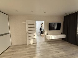 Продаж 1-кімнатної квартири пр-п. Свободи фото 3 Продаж 1-кімнатної квартири пр-п. Свободи фото 3