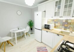 Продаж 1-кімнатної квартири пр. М. Лушпи корпус 28 фото 1 Продаж 1-кімнатної квартири пр. М. Лушпи корпус 28 фото 1