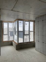 Продаж квартири з панорамним видом на озеро Чеха (вул. Збройних Сил Ураїни) фото 1 Продаж квартири з панорамним видом на озеро Чеха (вул. Збройних Сил Ураїни) фото 1