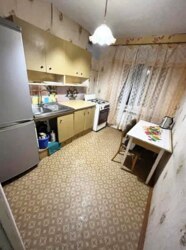 Продаж просторої та теплої 3-кімнатної квартири вул. Новоміської сотні (Рибалка) фото 1 Продаж просторої та теплої 3-кімнатної квартири вул. Новоміської сотні (Рибалка) фото 1