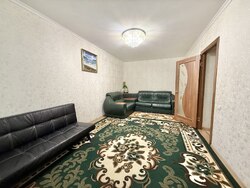 Продаж просторої 2-кімнатної квартири в ЦЕНТРІ міста (вул. Нижньохолодногірська) фото 3 Продаж просторої 2-кімнатної квартири в ЦЕНТРІ міста (вул. Нижньохолодногірська) фото 3
