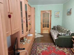 Продаж 2-кімнатної квартири вул. Г. Крут. Окремий вхід! фото 3 Продаж 2-кімнатної квартири вул. Г. Крут. Окремий вхід! фото 3