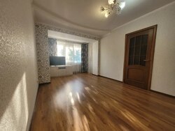 Продаж просторої 3-кімнатної квартири з АО в с.Сад (вул.Шкільна) фото 2 Продаж просторої 3-кімнатної квартири з АО в с.Сад (вул.Шкільна) фото 2