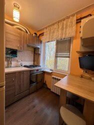 Продаж 4-кімнатної квартири пров. Суджанський, р-н пр. Шевченка (біля кінотеатру Дружба) фото 1 Продаж 4-кімнатної квартири пров. Суджанський, р-н пр. Шевченка (біля кінотеатру Дружба) фото 1