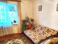 Продаж кімнати в гуртожитку в центрі вул. Першотравнева фото 4 Продаж кімнати в гуртожитку в центрі вул. Першотравнева фото 4