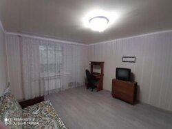 Продаж 1-кімнатної квартири пр-п. Лушпи фото 4 Продаж 1-кімнатної квартири пр-п. Лушпи фото 4