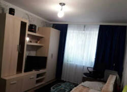 Продаж 3-кімнатної квартири по вул.Металургів фото 1 Продаж 3-кімнатної квартири по вул.Металургів фото 1