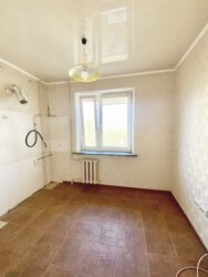 Продаж 3-кімнатної квартири вул. Ковпака фото 1 Продаж 3-кімнатної квартири вул. Ковпака фото 1