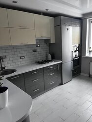 Продаж просторої 1-кімнатної квартири + підвальне приміщення пр-п. Лушпи фото 1 Продаж просторої 1-кімнатної квартири + підвальне приміщення пр-п. Лушпи фото 1