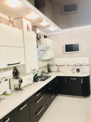 Продаж 3-кімнатної квартири в котеджі вул. Заливна фото 2 Продаж 3-кімнатної квартири в котеджі вул. Заливна фото 2