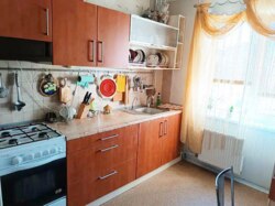 Продаж 4-кімнатної квартири по пр. М. Лушпи фото 1 Продаж 4-кімнатної квартири по пр. М. Лушпи фото 1