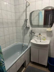 Продаж просторої 3-кімнатної квартири в затишному р-н Веретенівки фото 9 Продаж просторої 3-кімнатної квартири в затишному р-н Веретенівки фото 9