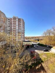 Продаж 2-кімнатної квартири пр-п. Свободи фото 8 Продаж 2-кімнатної квартири пр-п. Свободи фото 8