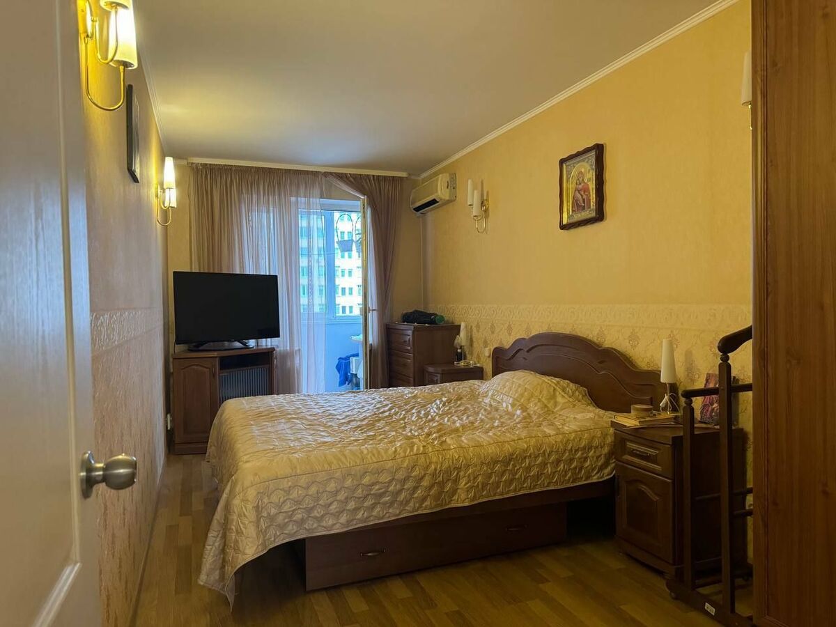 Продається квартира Київ, Дніпровський, Всеволода Нестайка, 5 фото 1 Продається квартира Київ, Дніпровський, Всеволода Нестайка, 5 фото 1