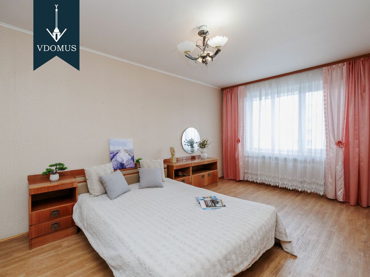Продається квартира Київ, Святошинський, Коласа, 6Б фото 1 Продається квартира Київ, Святошинський, Коласа, 6Б фото 1