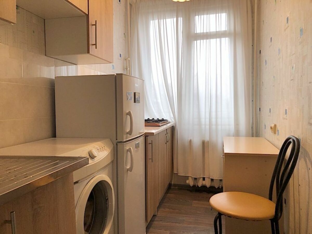 Продається квартира Київ, Голосіївський, Науки просп, 20 фото 1 Продається квартира Київ, Голосіївський, Науки просп, 20 фото 1