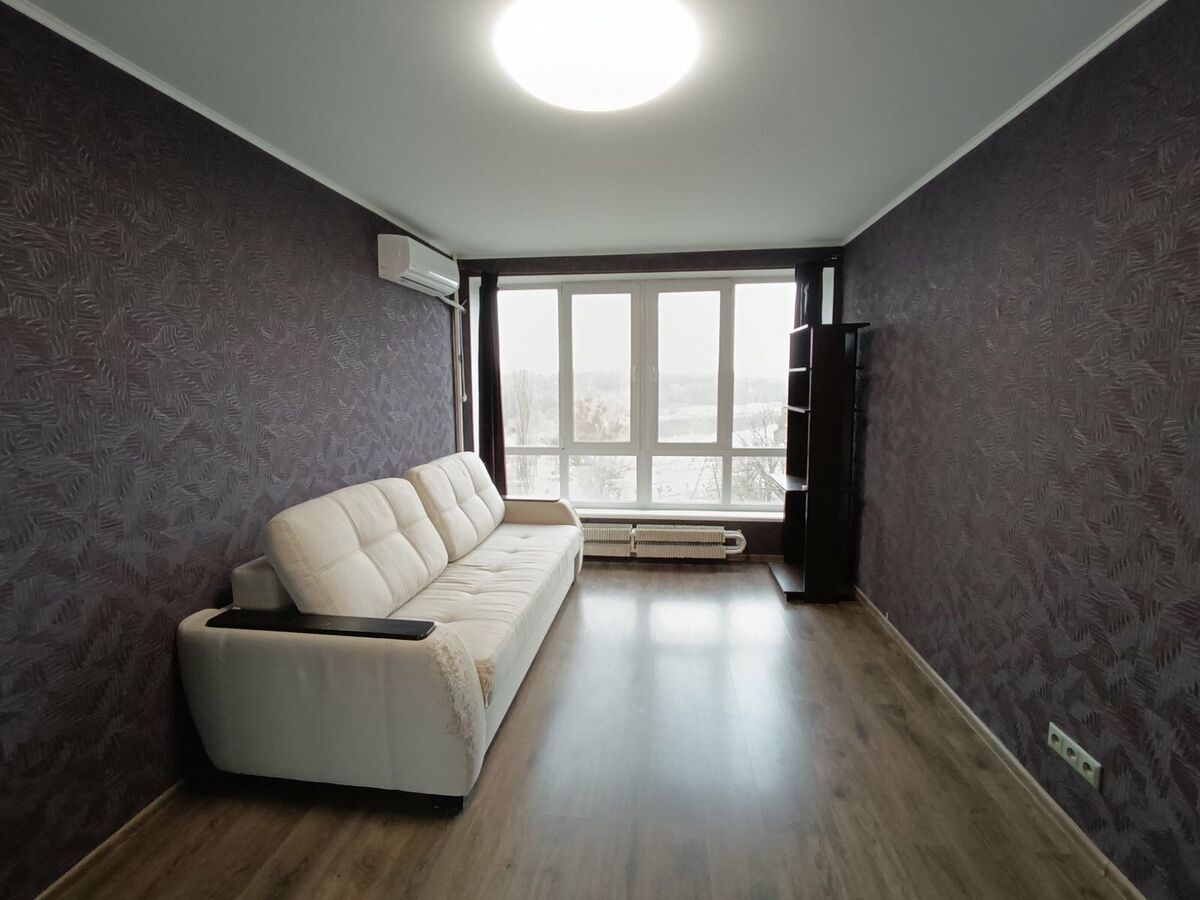 Продається квартира Київ, Ушакова, 6 фото 1 Продається квартира Київ, Ушакова, 6 фото 1