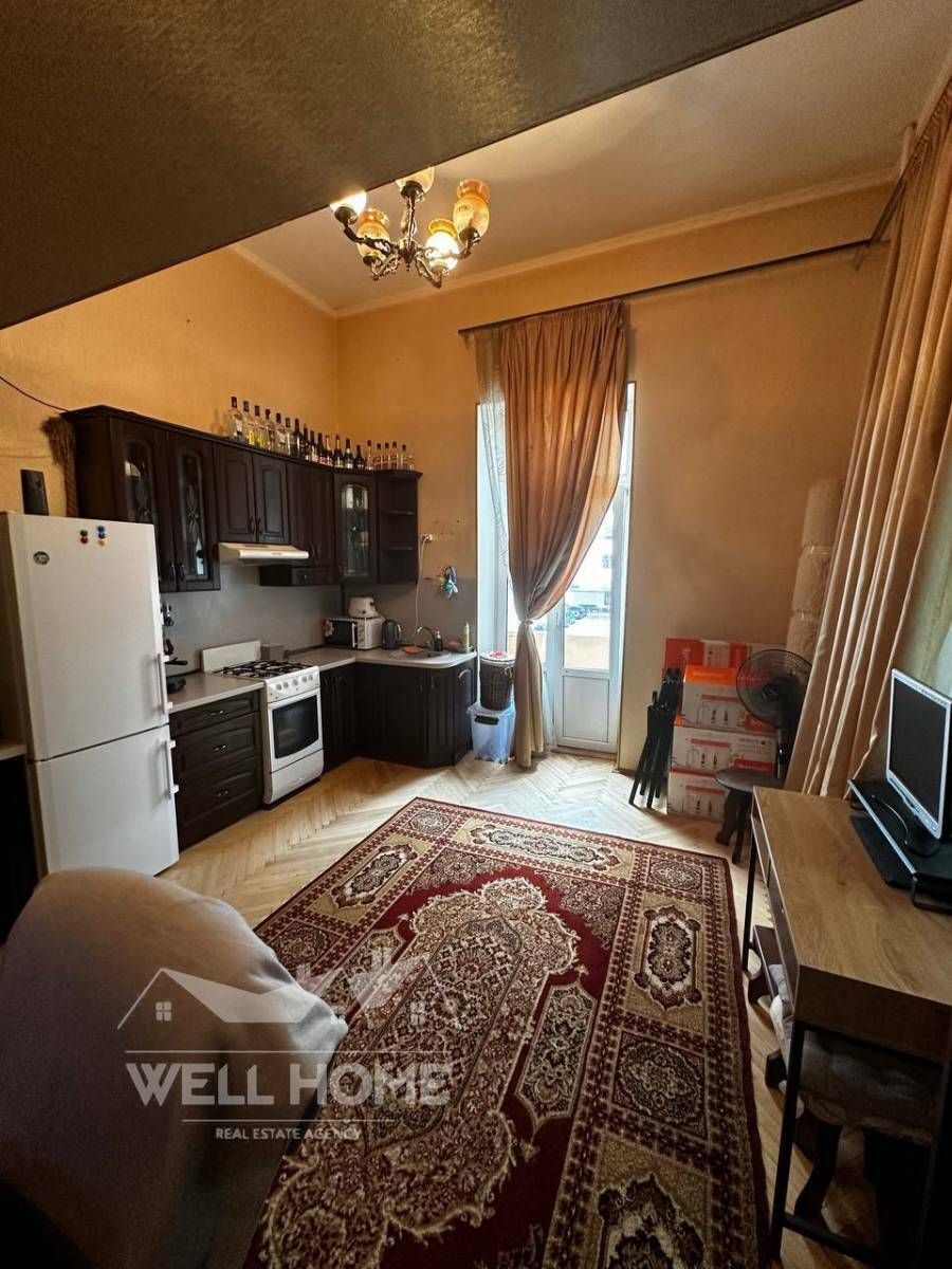 Продається квартира Київ, Шевченківський, Михайлівський провулок, 20 фото 1 Продається квартира Київ, Шевченківський, Михайлівський провулок, 20 фото 1
