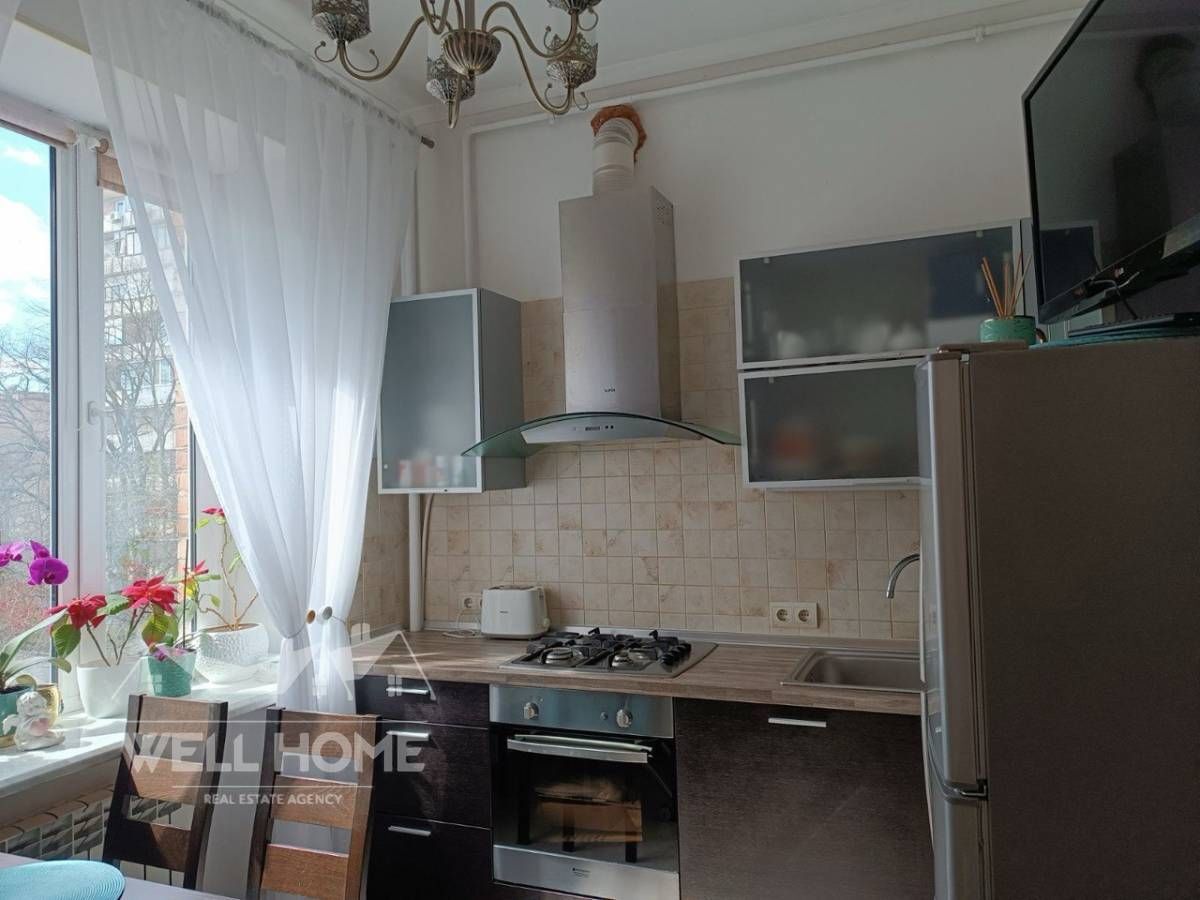 Продається квартира Київ, Шевченківський, Гоголівська, 42А фото 1 Продається квартира Київ, Шевченківський, Гоголівська, 42А фото 1