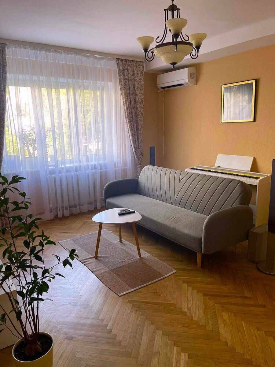 Продається квартира Київ, Шевченківський, проспект Перемоги ( Берестейський), 20, м. Політехнічний інститут фото 1 Продається квартира Київ, Шевченківський, проспект Перемоги ( Берестейський), 20, м. Політехнічний інститут фото 1