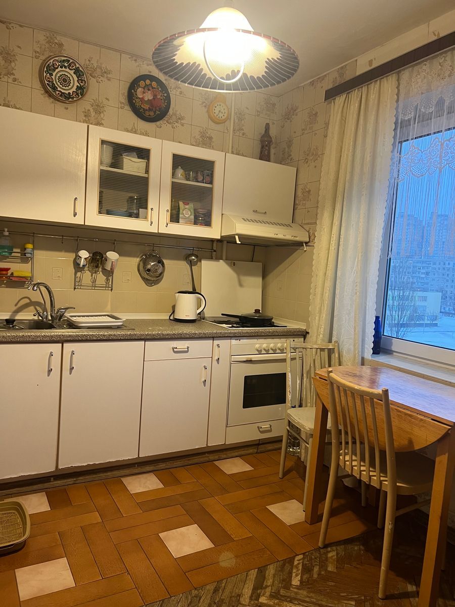Продається квартира Київ, Оболонський, Приозерна, 10г фото 1 Продається квартира Київ, Оболонський, Приозерна, 10г фото 1