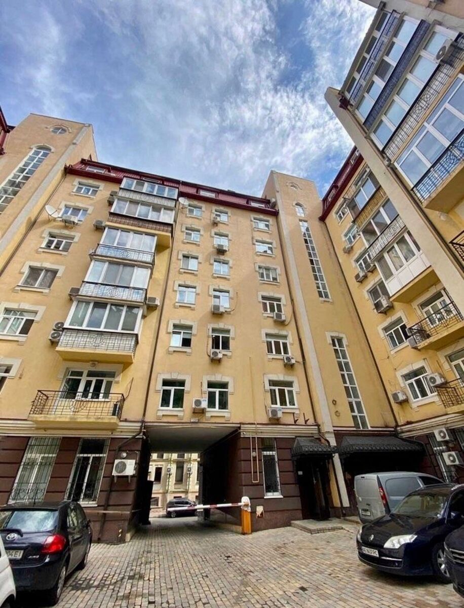 Продається квартира Київ, Подільський, Ярославський провулок, 7/9 фото 1 Продається квартира Київ, Подільський, Ярославський провулок, 7/9 фото 1