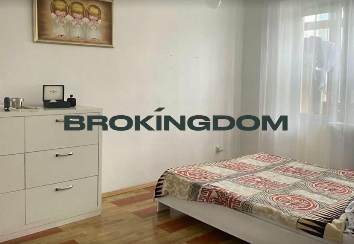 Продається квартира Київ, Шевченківський, Лаврська, 8 фото 1 Продається квартира Київ, Шевченківський, Лаврська, 8 фото 1