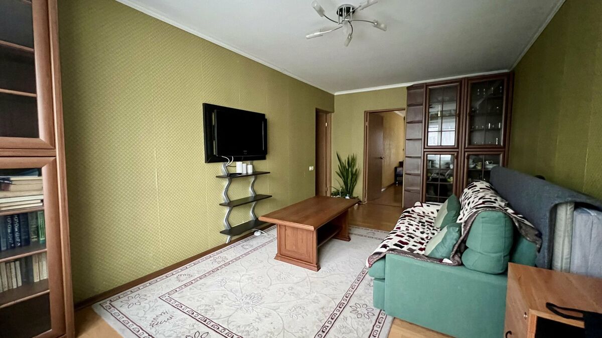 Продається квартира Київ, Бакинська вул, 37 фото 1 Продається квартира Київ, Бакинська вул, 37 фото 1