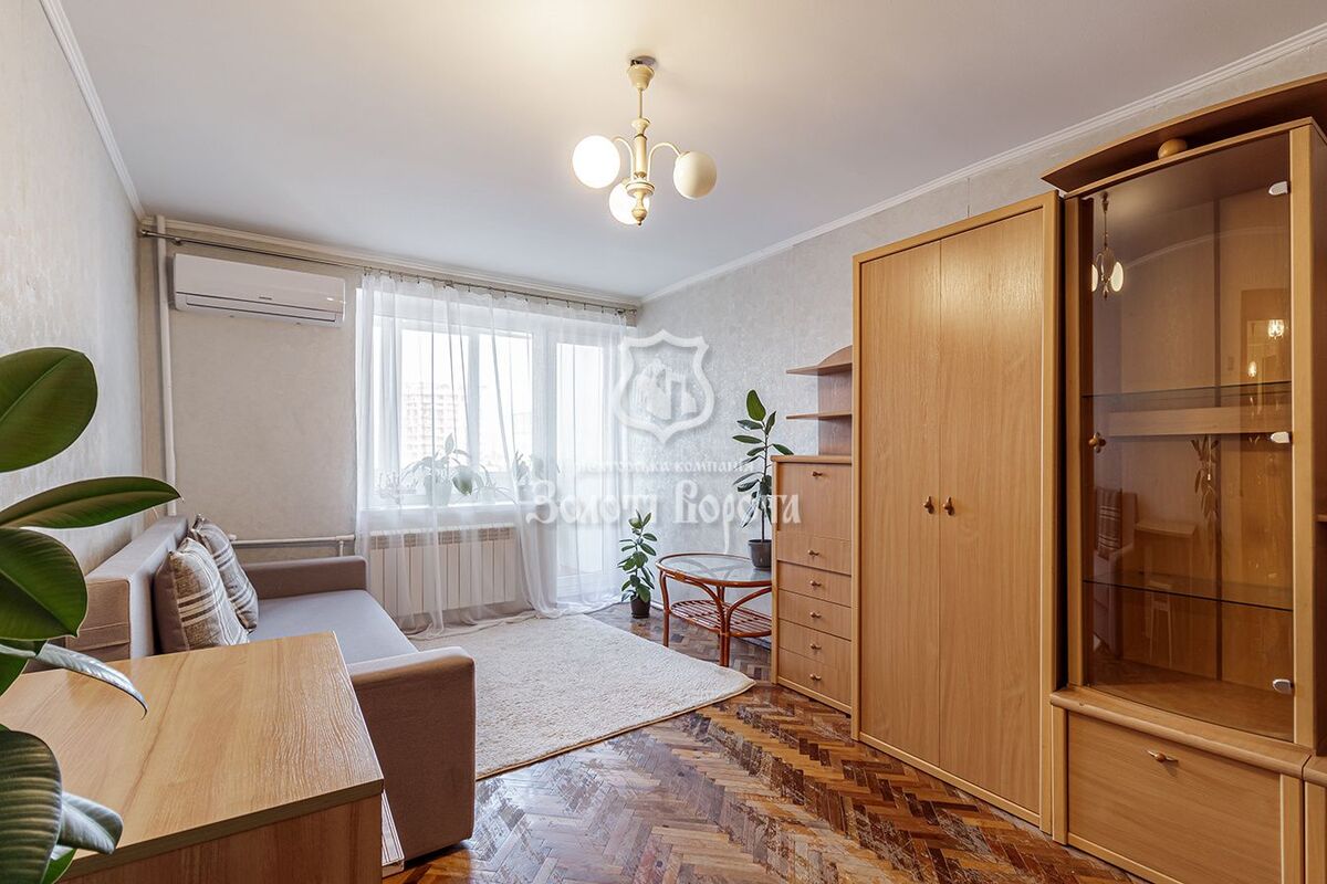 Продається квартира Київ, Шевченківський, Юрія Іллєнка вул., 9, м. Лук'янівська фото 1 Продається квартира Київ, Шевченківський, Юрія Іллєнка вул., 9, м. Лук'янівська фото 1