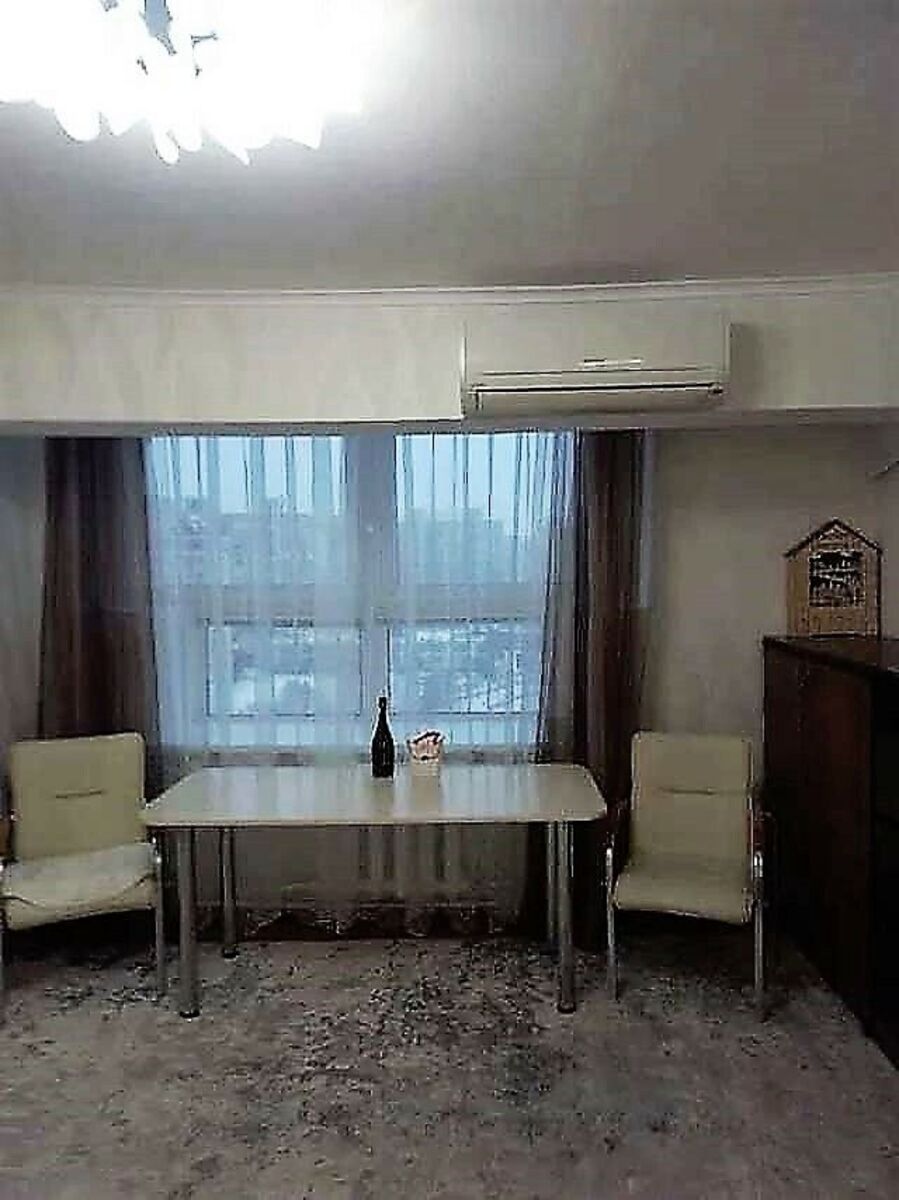   , , , 5  1