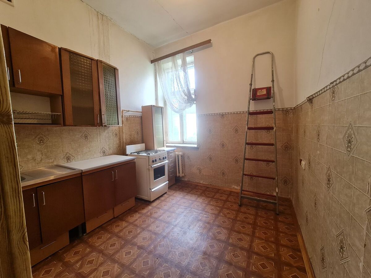 Продається квартира Київ, Шевченківський, Олеся Гончара, 53 фото 1 Продається квартира Київ, Шевченківський, Олеся Гончара, 53 фото 1