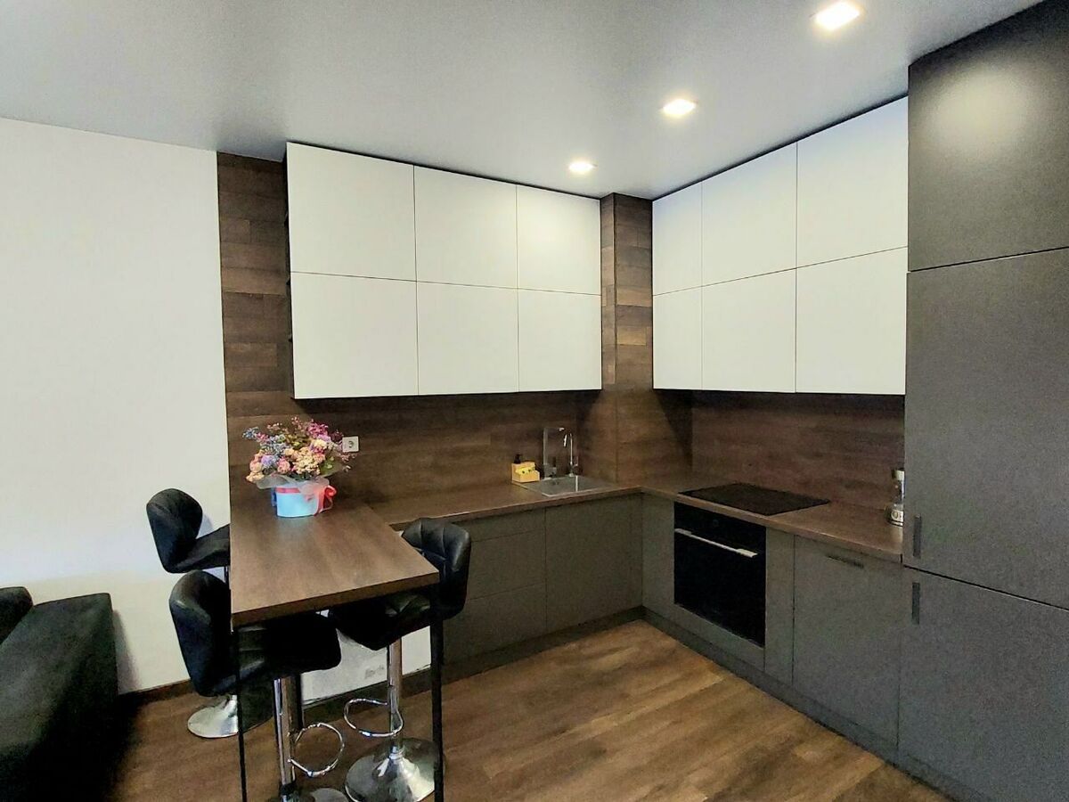 Продається квартира Київ, Подільський, Сирецько-Садова вул., 1-3 фото 1 Продається квартира Київ, Подільський, Сирецько-Садова вул., 1-3 фото 1