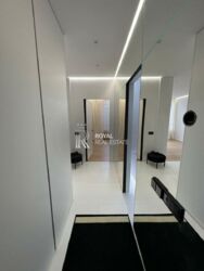  ,  ., 2  8