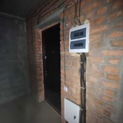   ,   9