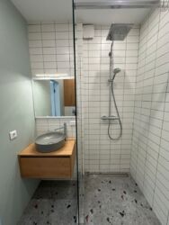   , , , 40 , .   6