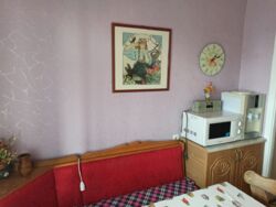   , ,   '' . ( ), 30  5