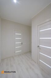   , ,   5