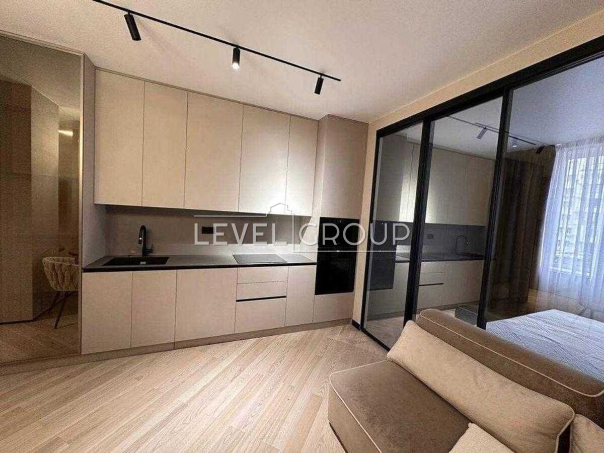 ������ 1-������� �������� �� Delmar ���� 1