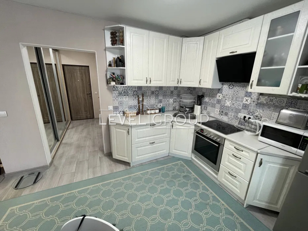 1� �������� ���� ������ 12�, �� ��������� ���� 1