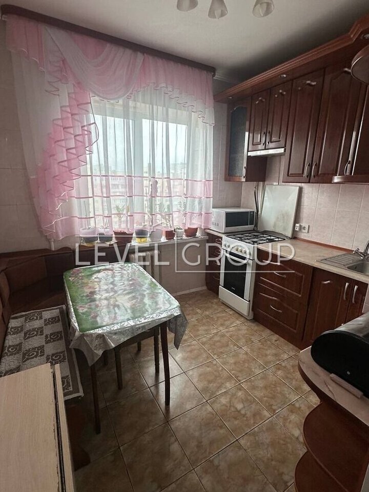 Продаж 2-кімнатної квартири по вул. Дмитра Луценка фото 1 Продаж 2-кімнатної квартири по вул. Дмитра Луценка фото 1