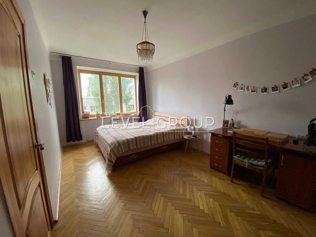 Продаж 4-кімнатної квартири по вул. Мирослава Поповича фото 1 Продаж 4-кімнатної квартири по вул. Мирослава Поповича фото 1