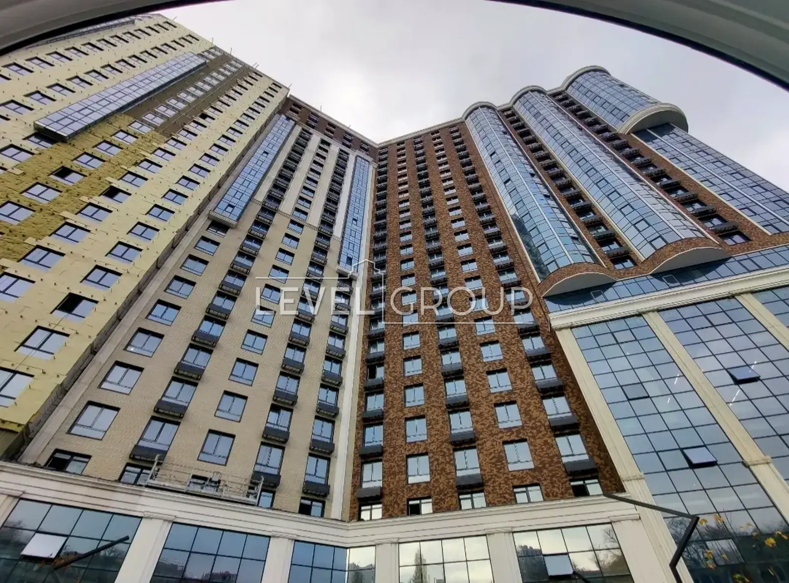 Продаж квартири Podil Plaza 105м2, 3 кімнати, Глибочицька 73, станція метро Контрактова площаа. фото 1 Продаж квартири Podil Plaza 105м2, 3 кімнати, Глибочицька 73, станція метро Контрактова площаа. фото 1