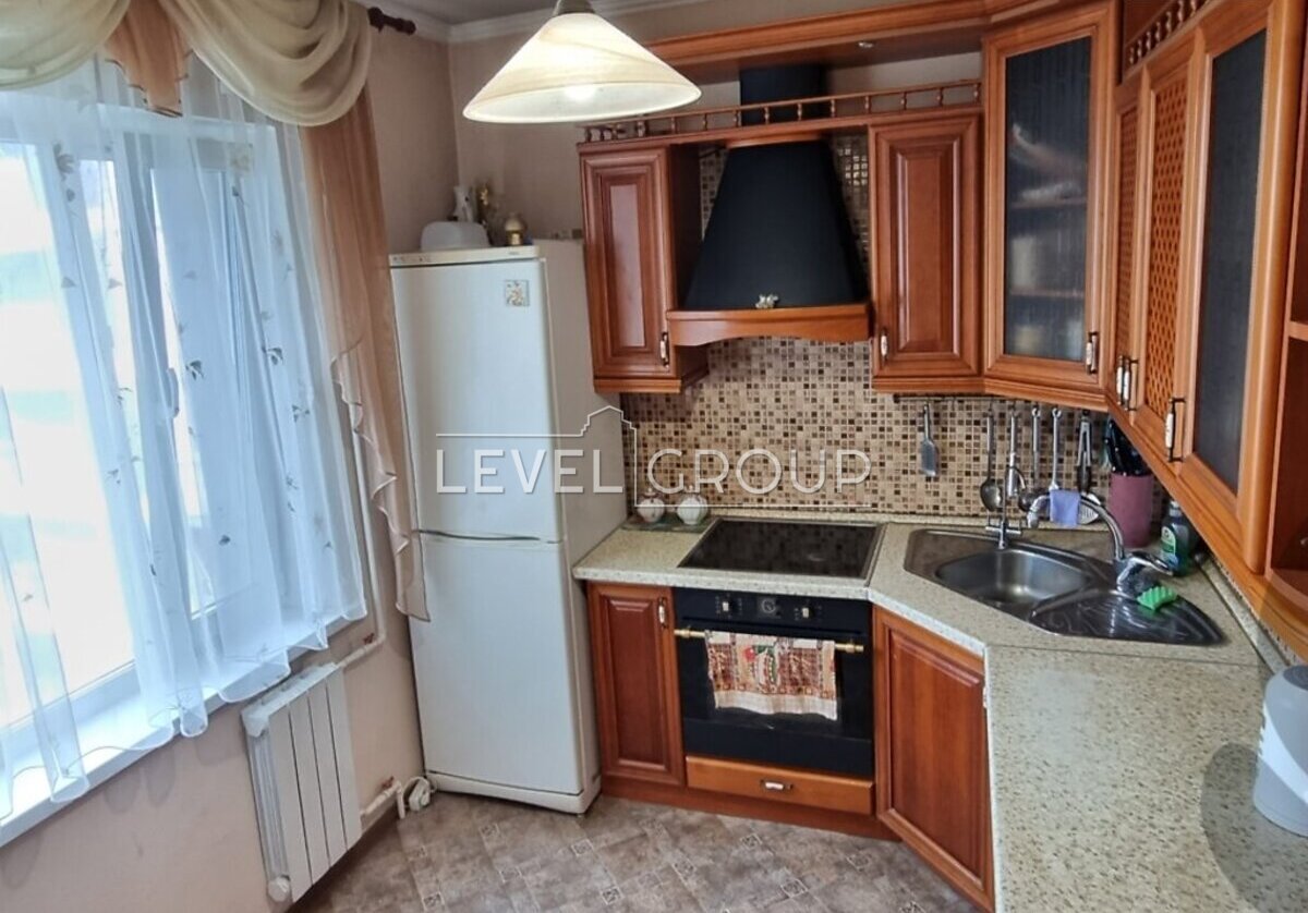Продам 3-кімн. квартиру, біля метро Оболонь фото 1 Продам 3-кімн. квартиру, біля метро Оболонь фото 1